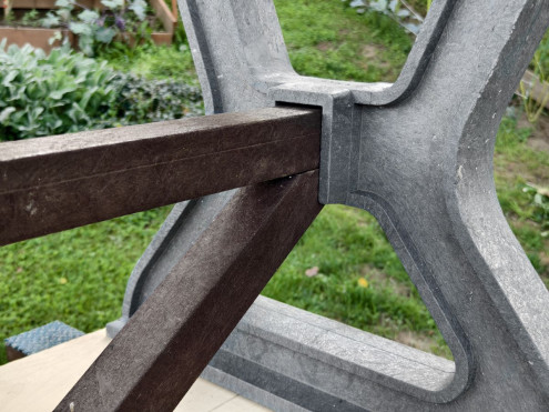 Bausatz Tisch Picknick, Beine - grau, Platten - braun